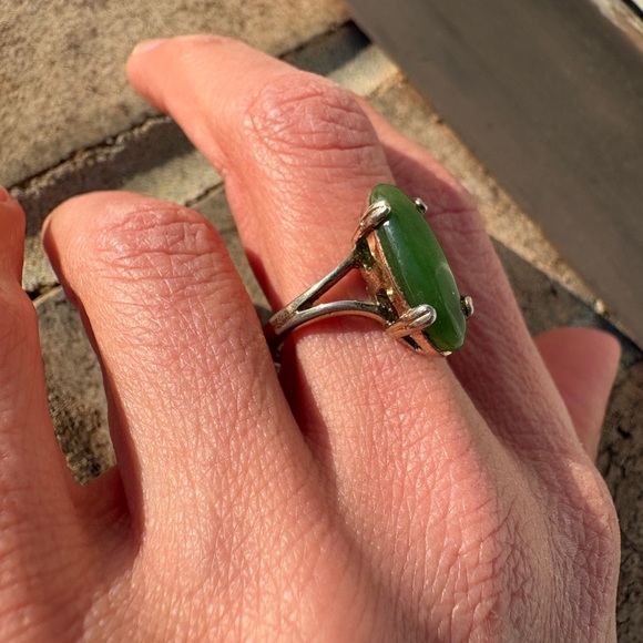Jade jadeite vintage Marquise Cut Gold Tone Sterling Silver Ring Size 7 - Picture 8 of 15